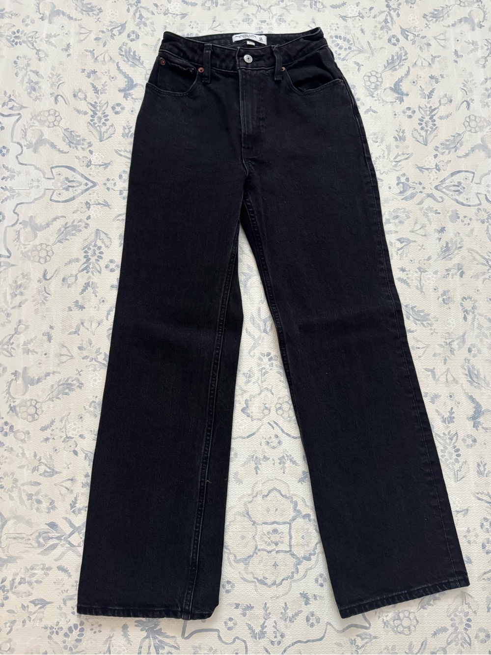 Abercrombie Curve 90s Relaxed High Rise